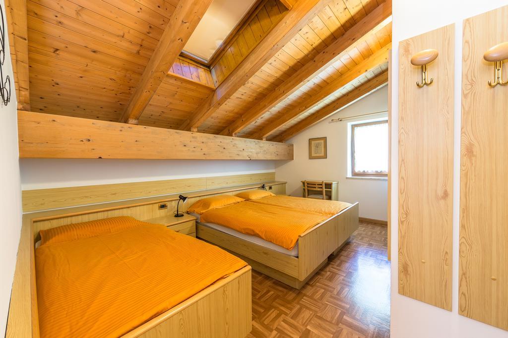 Appartamenti Cesa Crepa Neigra Canazei Buitenkant foto
