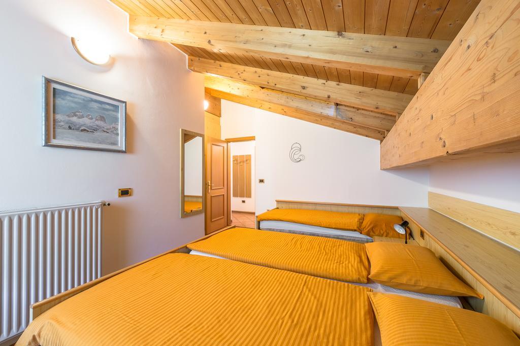 Appartamenti Cesa Crepa Neigra Canazei Buitenkant foto