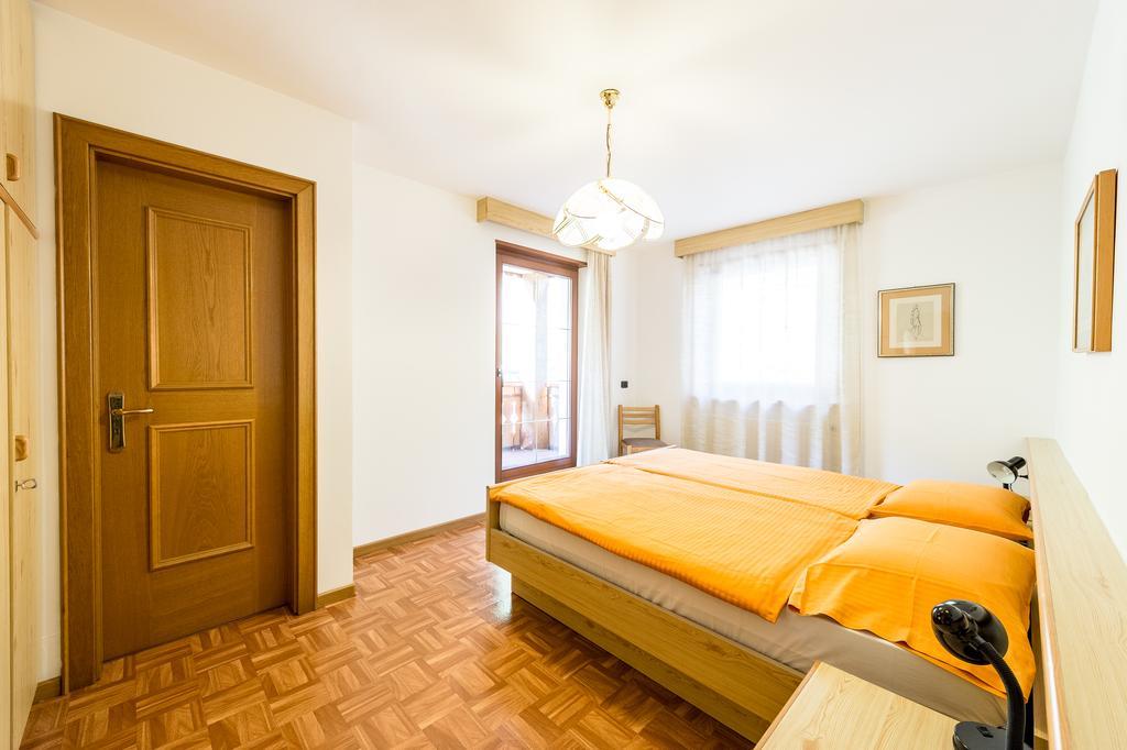 Appartamenti Cesa Crepa Neigra Canazei Buitenkant foto