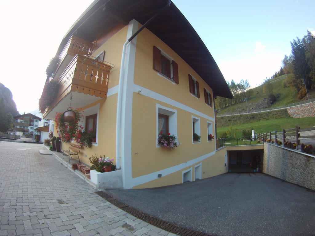 Appartamenti Cesa Crepa Neigra Canazei Buitenkant foto